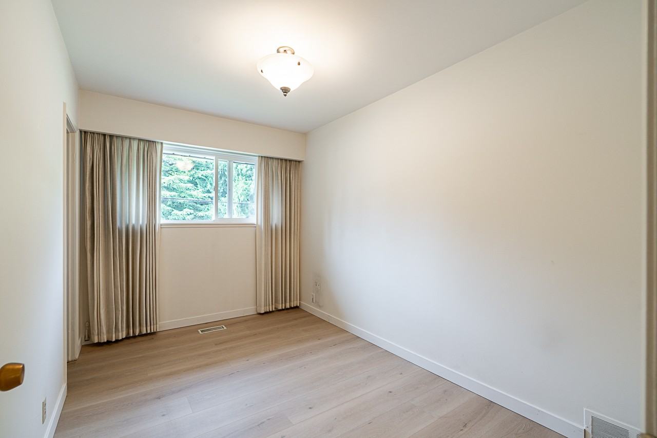 8140 Hunter Street - Photo 13
