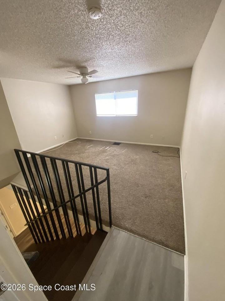 4412 Overlook Dr Ne #1 - Photo 6 of 10