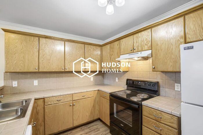 204 Paschall Blvd #E1 - Photo 7 of 14