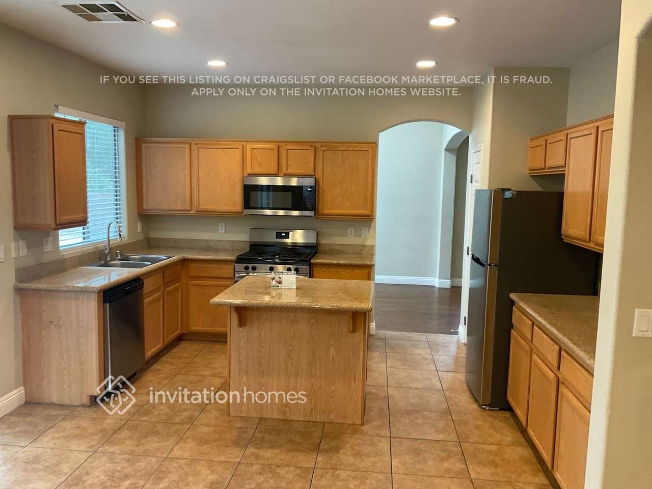 5308 Rizari Ct - Photo 4 of 16