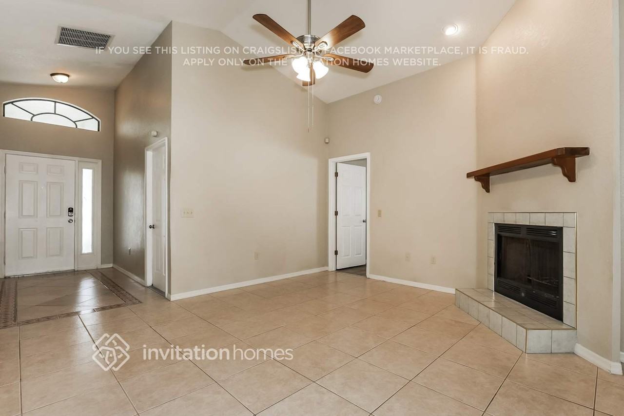 2920 Wilder Park Dr - Photo 4 of 17