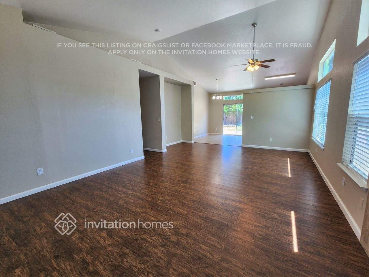 5012 Fernwood Cir - Photo 3 of 12