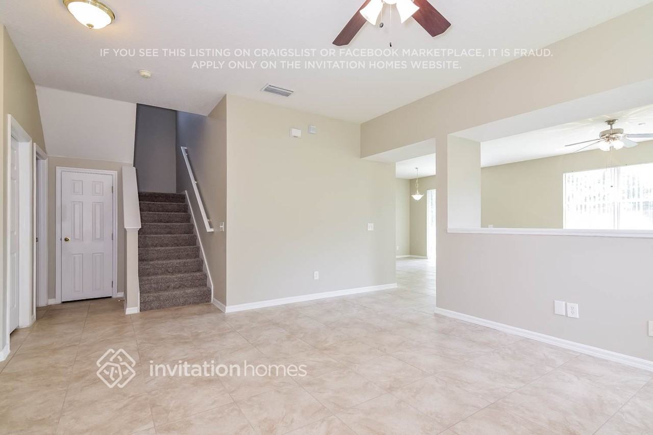 26926 Stillbrook Dr - Photo 4 of 21