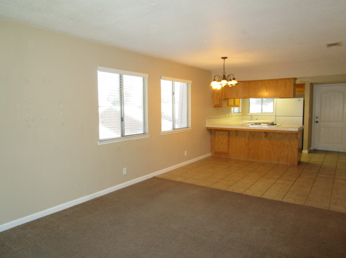 1061 N White St #C - Photo 2 of 12