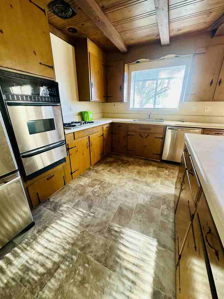 3178 Hillview Ct #1 - Photo 6 of 29