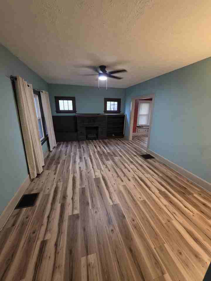 438 Emerick St - Photo 4 of 15