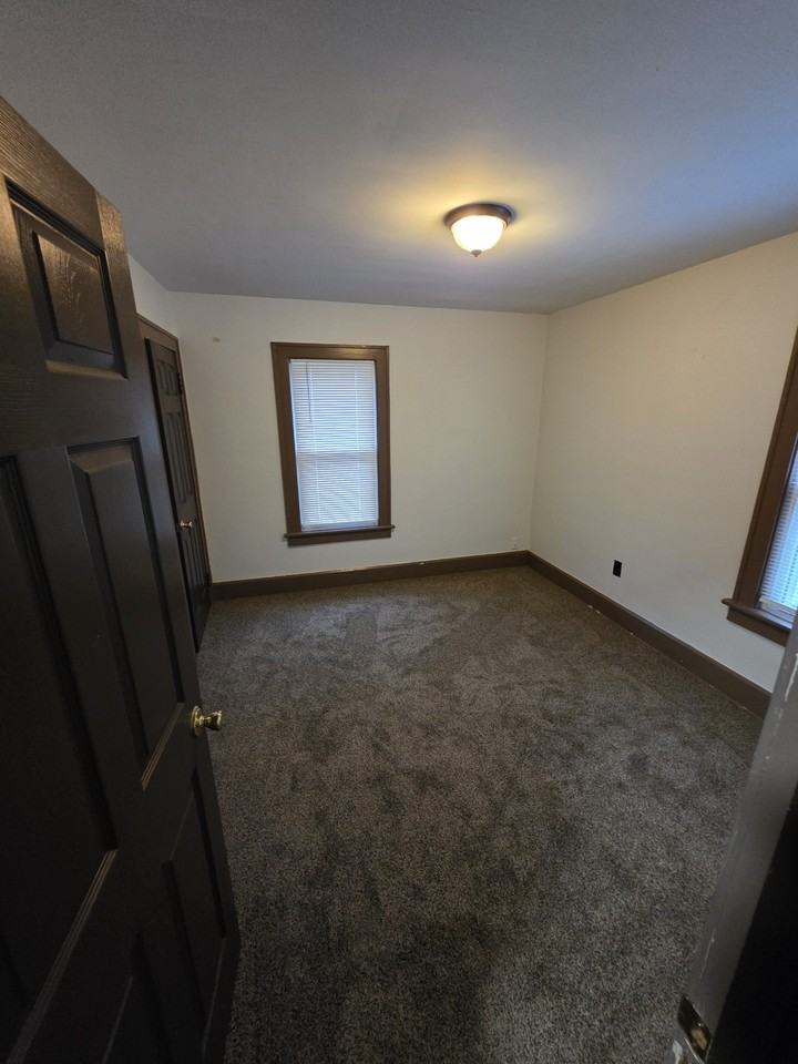 438 Emerick St - Photo 6 of 15