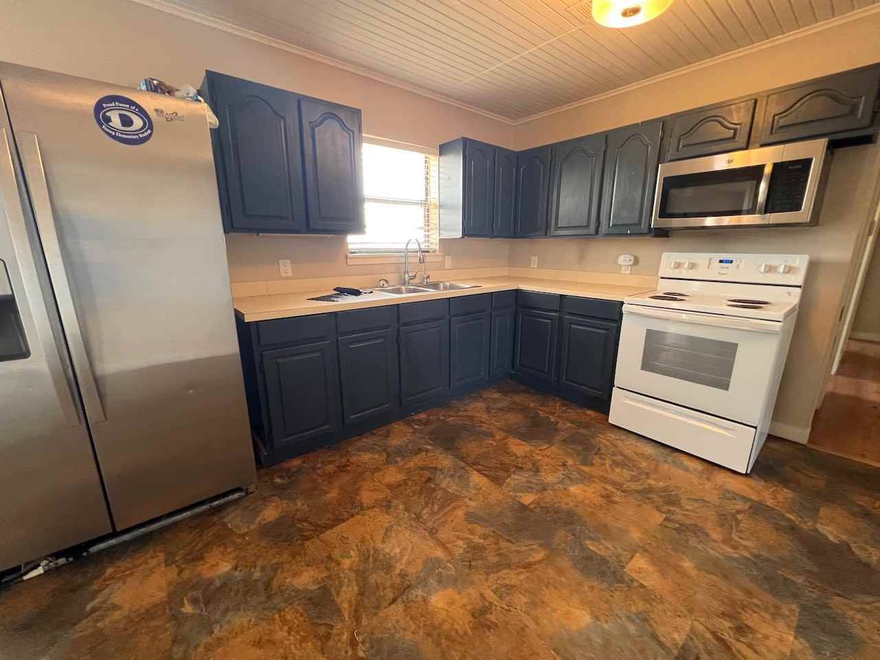 207 Countryside Dr - Photo 5 of 24