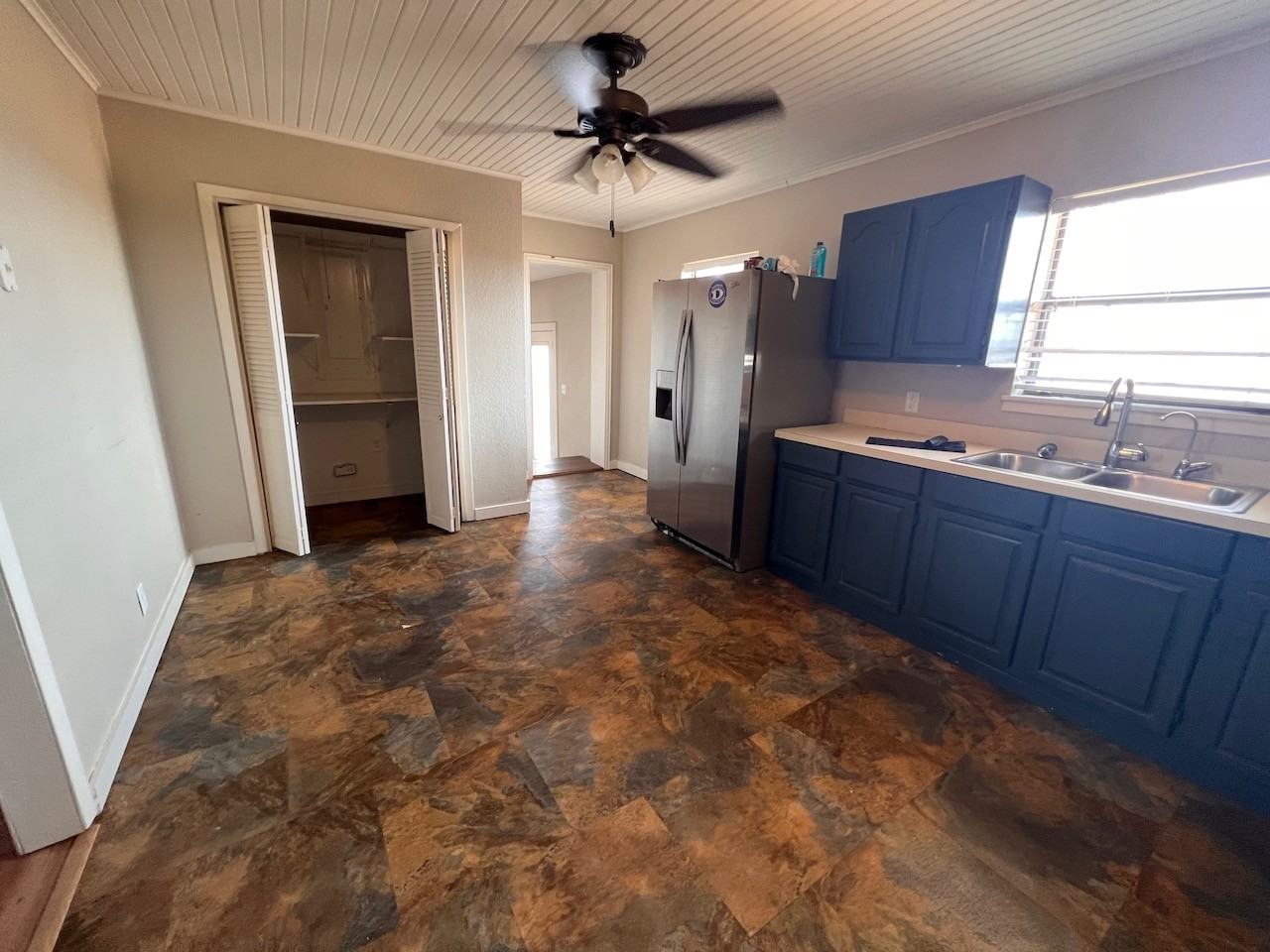 207 Countryside Dr - Photo 6 of 24