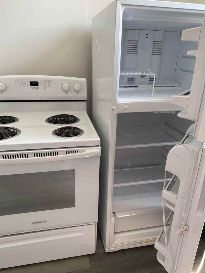 215 1/2 Jefferson St #2 - Photo 3 of 9