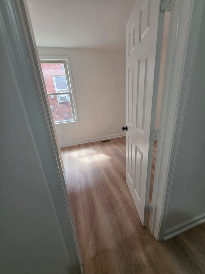 4262 Clay St Ne - Photo 2 of 18