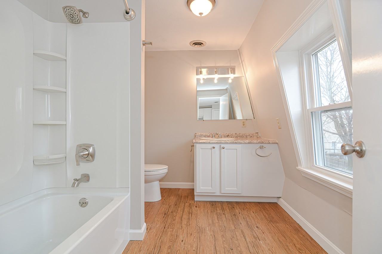 270 Washington St #282 - Photo 5 of 18
