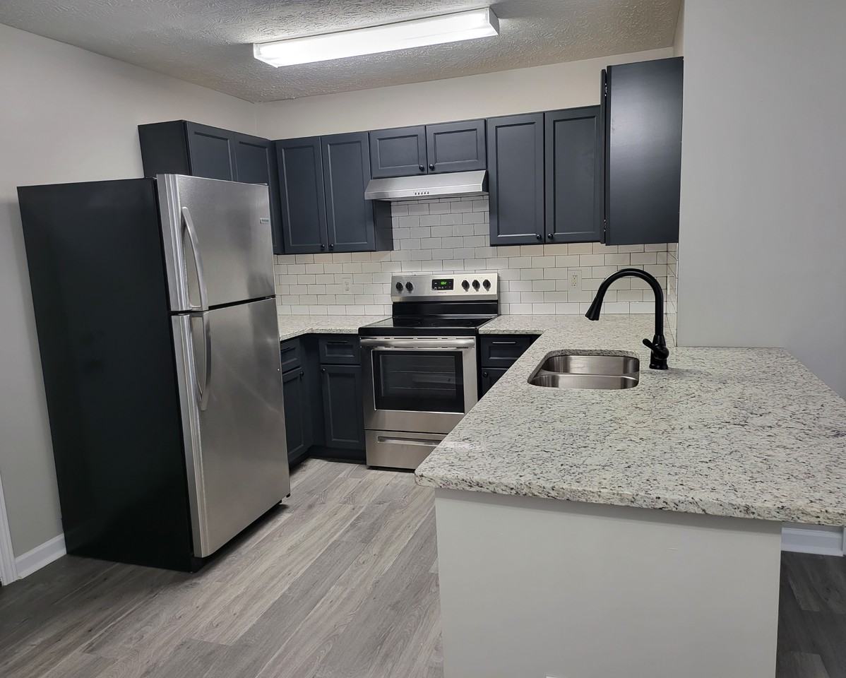 5211 Crystal Ct #C - Photo 2 of 15