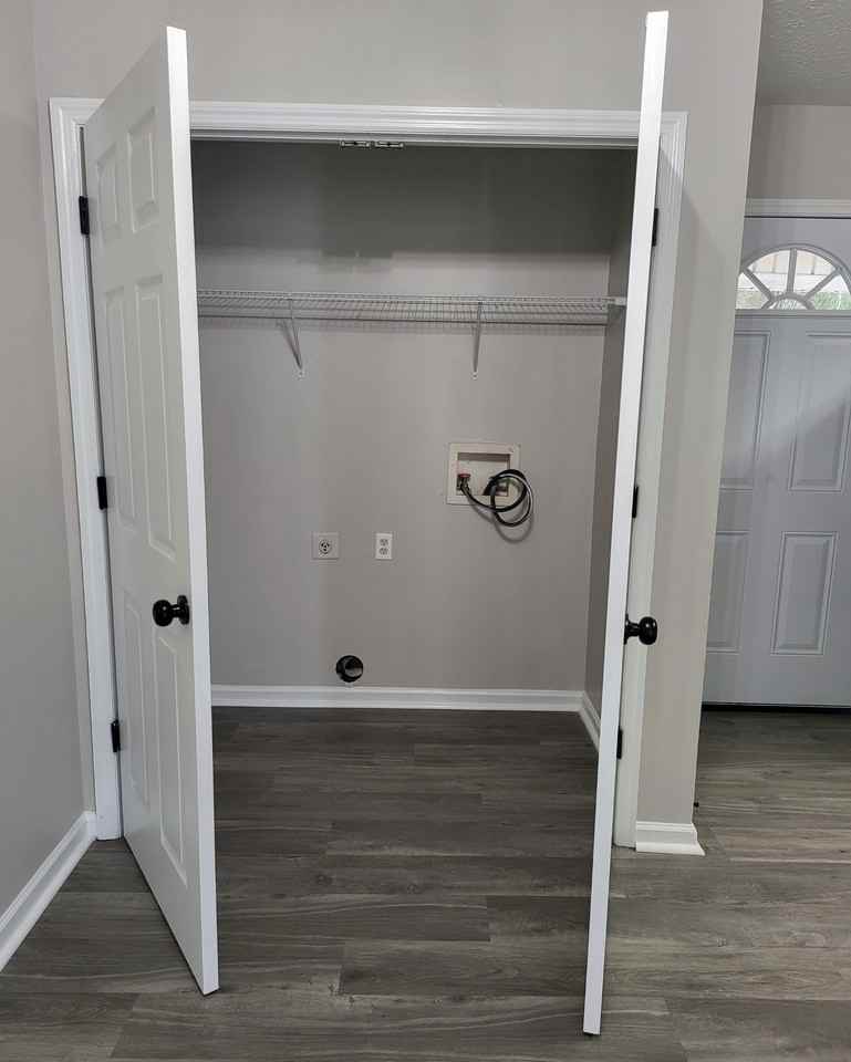 5211 Crystal Ct #C - Photo 5 of 15