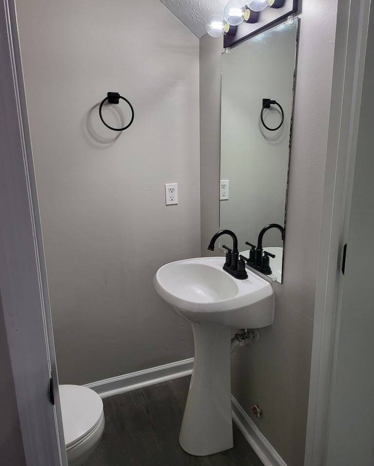 5211 Crystal Ct #C - Photo 7 of 15