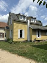 722 S Main St - Photo 1 of 1