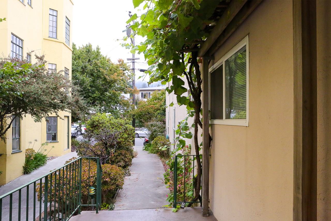 1338 Shattuck Ave #101 - Photo 2 of 8