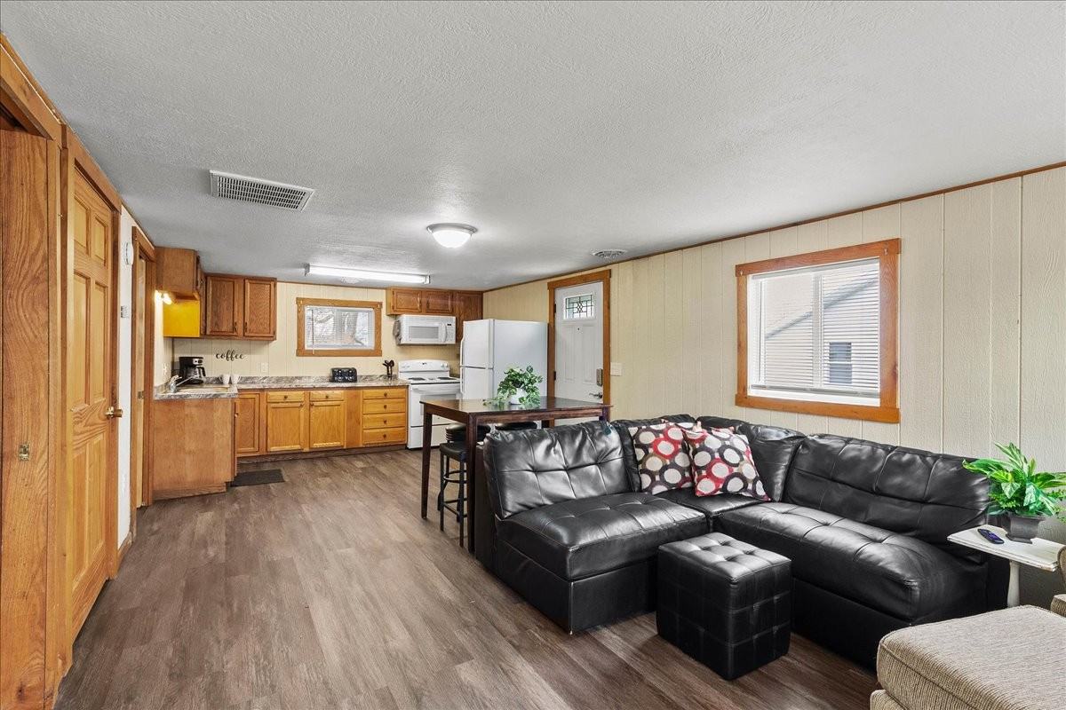 15583 Ohio St #235 - Photo 7 of 26