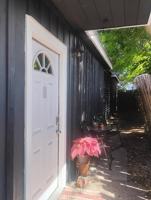 featured image of 811 Indiana Ave #811