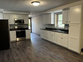 featured image of 617 E Main St #1