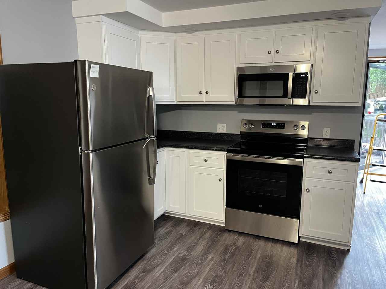 617 E Main St #1 - Photo 4 of 13