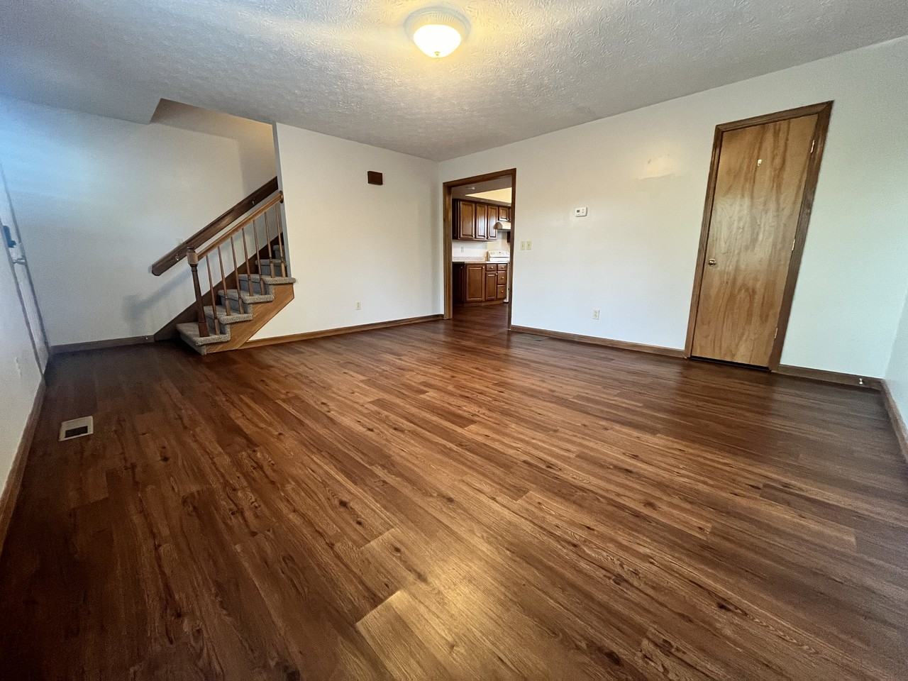 975 Dugan St #2 - Photo 4 of 15