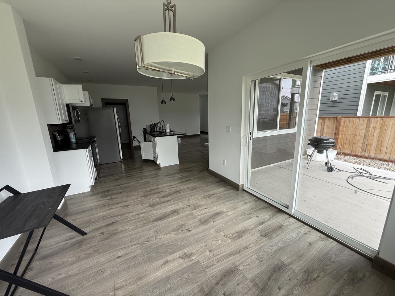 1142 Samantha Ln #A - Photo 7 of 23