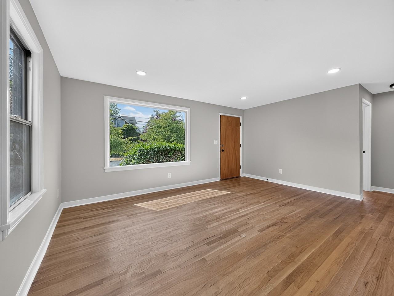 7924 13th Ave Sw #1 - Photo 5 of 22