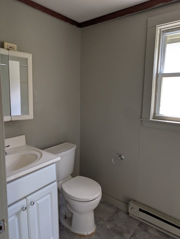 87 Kearney St #2 - Photo 3 of 9
