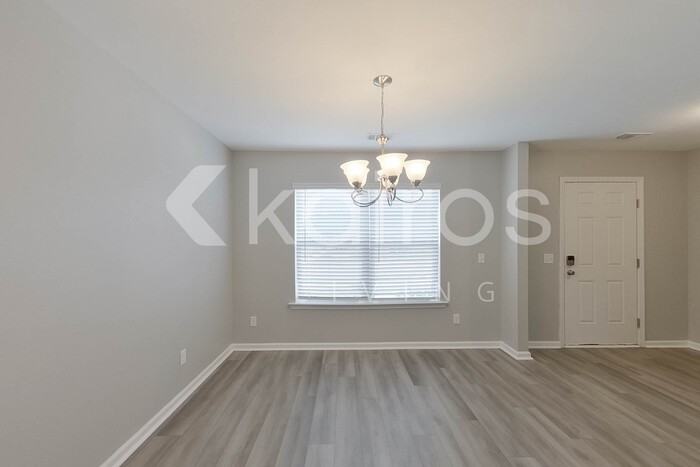 128 Bluff Rd - Photo 5 of 37
