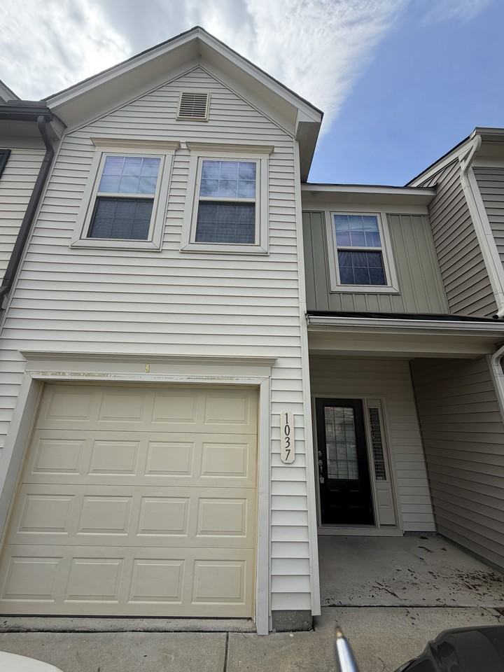1037 Grand Ridge Dr #1 - Photo 2 of 24