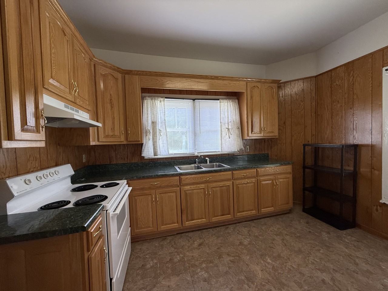 211 Wilkerson St #1 - Photo 6 of 7