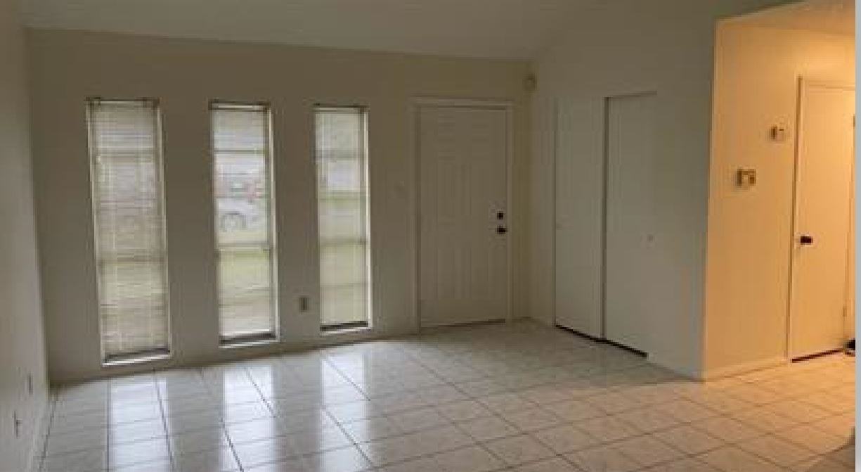 319 La Paz Dr #1 - Photo 3 of 13