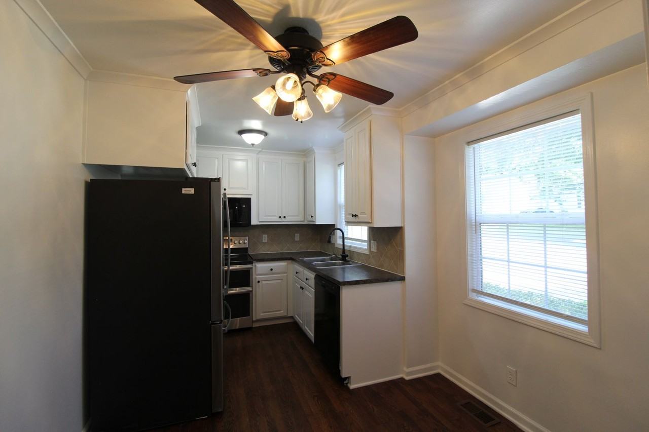 5321 W 50th Ter - Photo 5 of 11