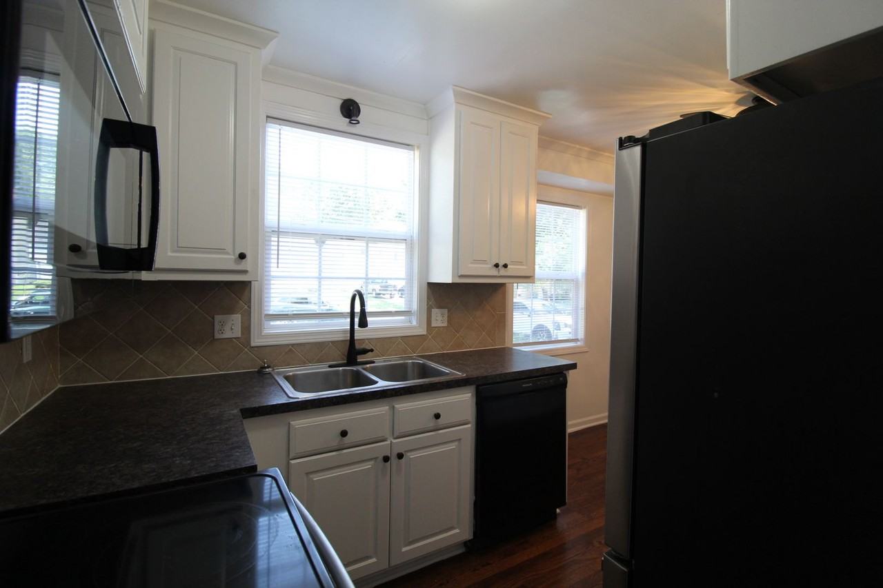 5321 W 50th Ter - Photo 6 of 11