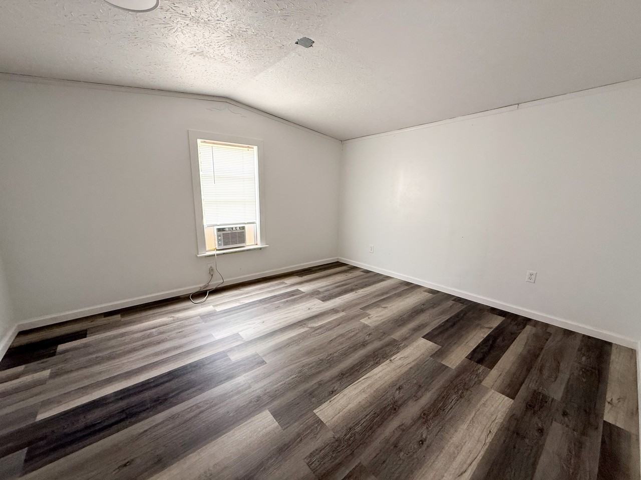 1594 Dixon Rd #1 - Photo 6 of 6