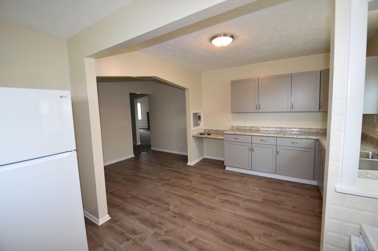 1784 W 300 S - Photo 4 of 8