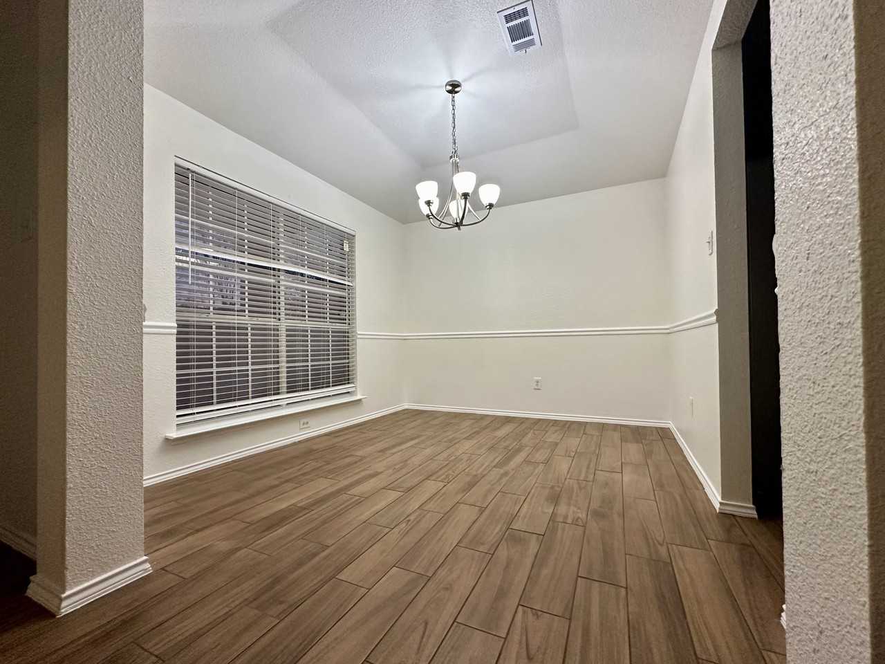 3026 Sun Dance Dr #1 - Photo 3 of 17