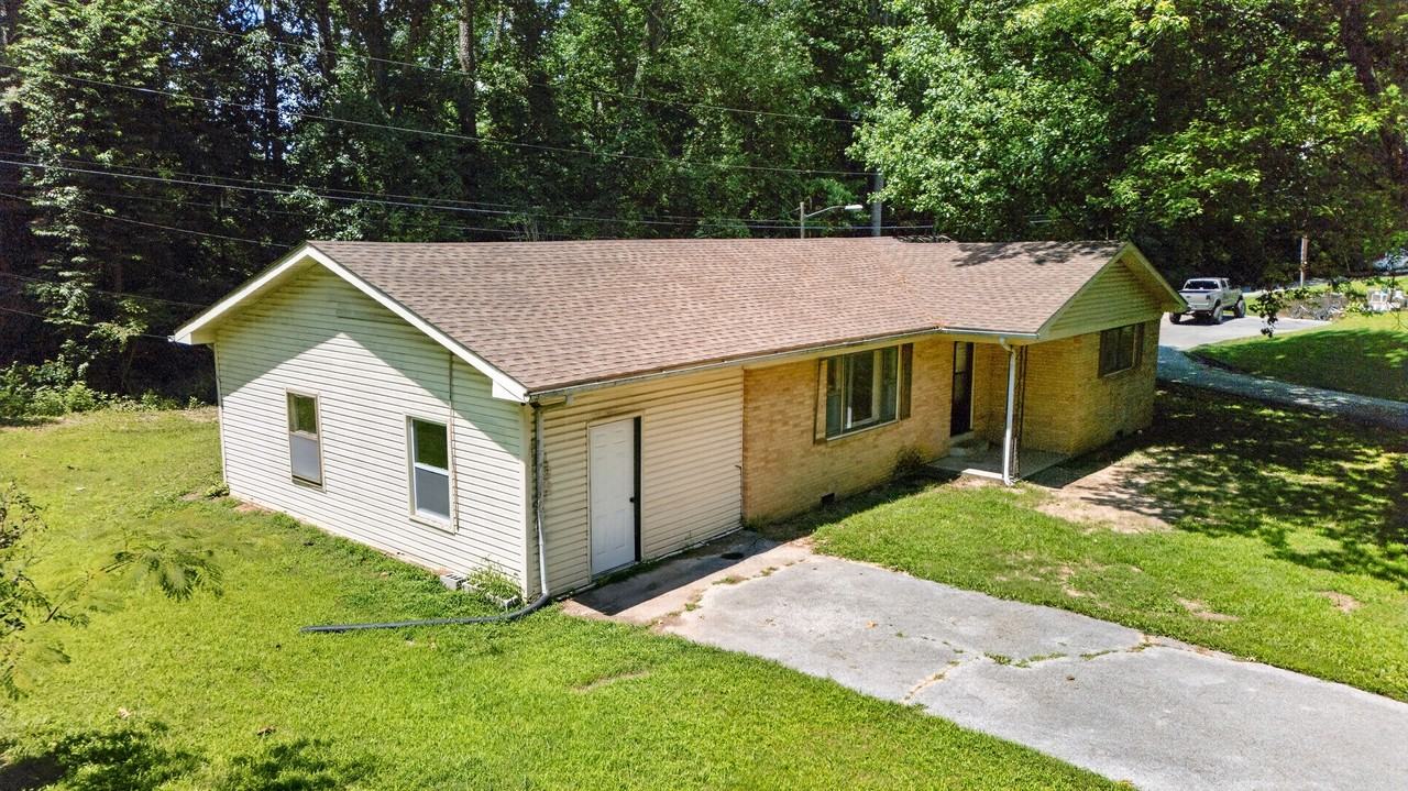 156 B St - Photo 2 of 37