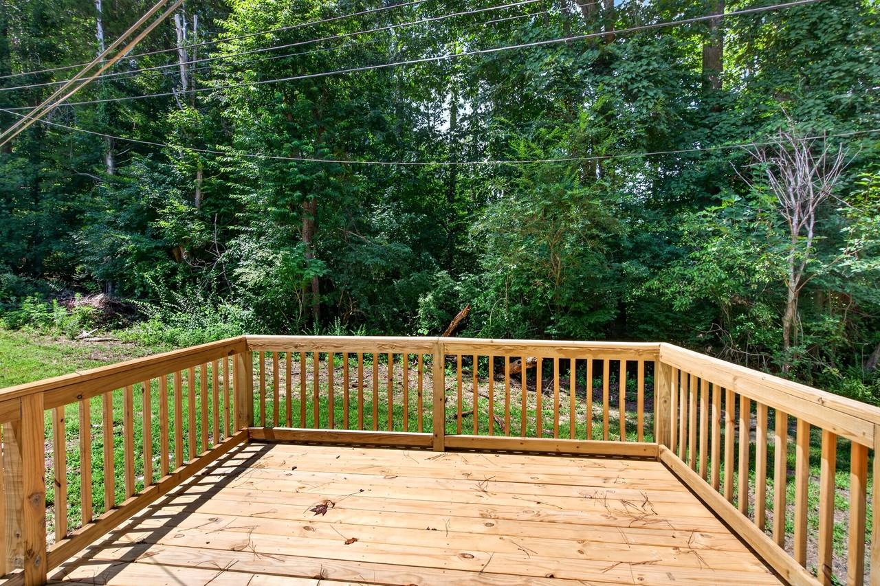 156 B St - Photo 5 of 37