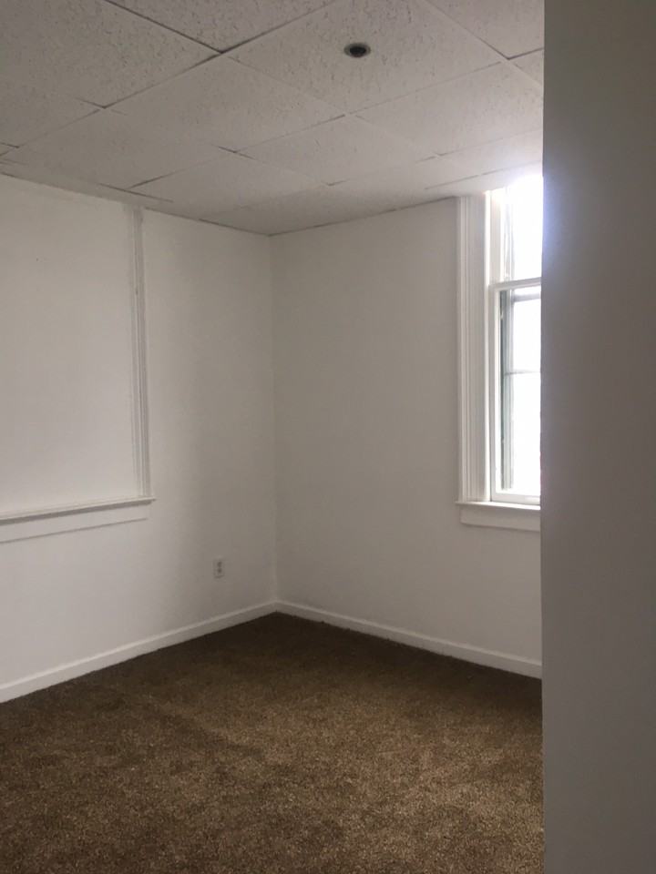 398 Main St #11 - Photo 6 of 12