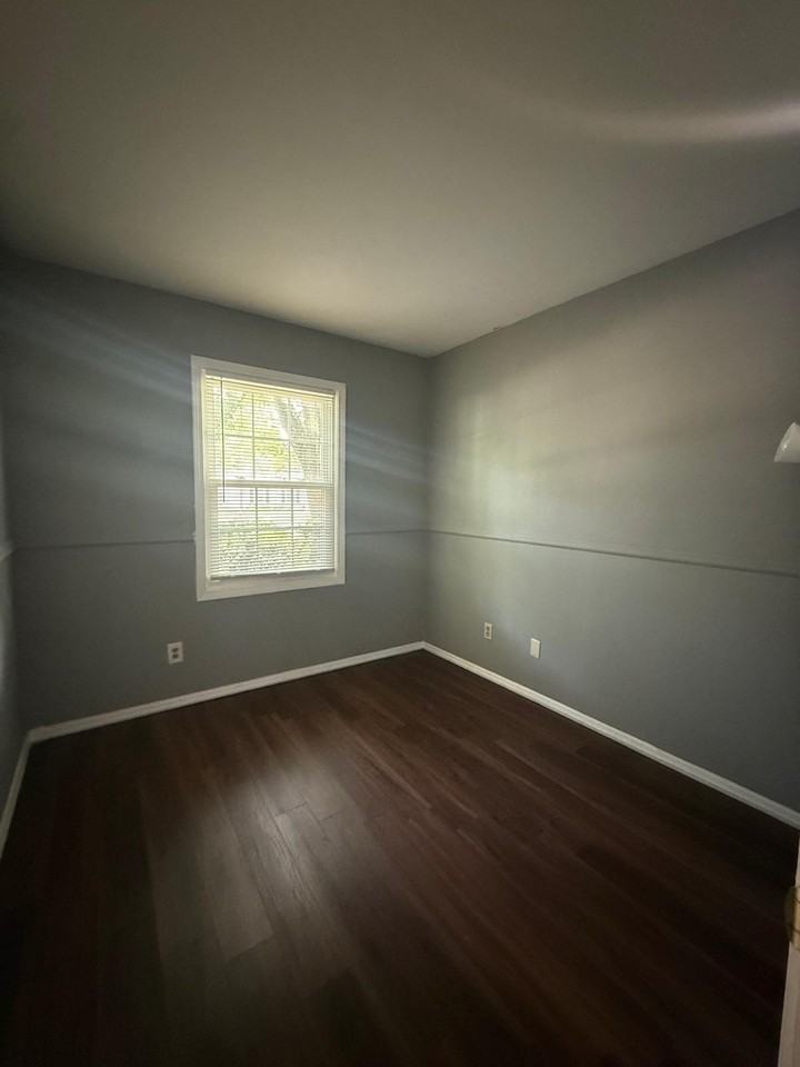 1220 Afterglow Ct - Photo 3 of 8