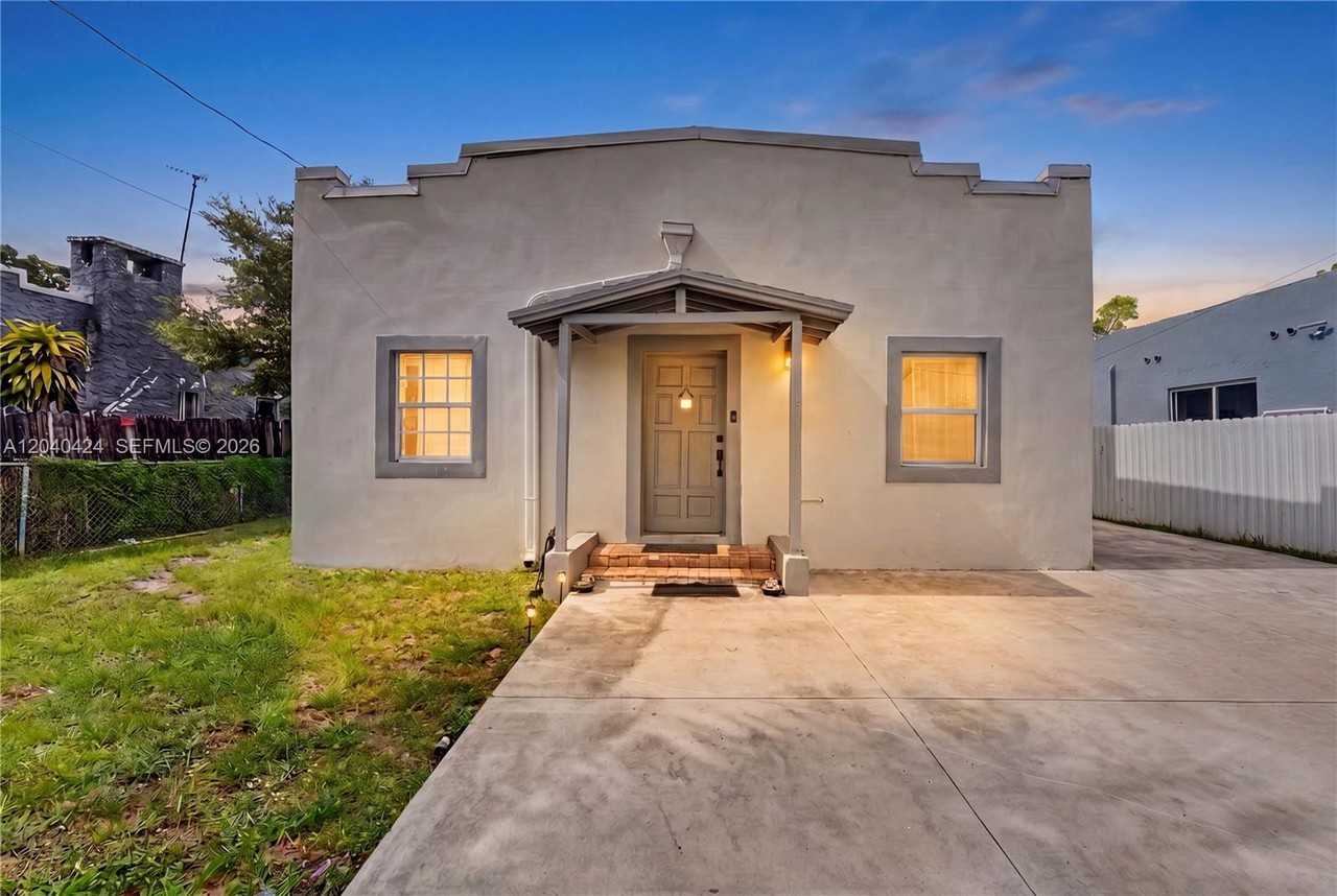 1168 Nw 30th St