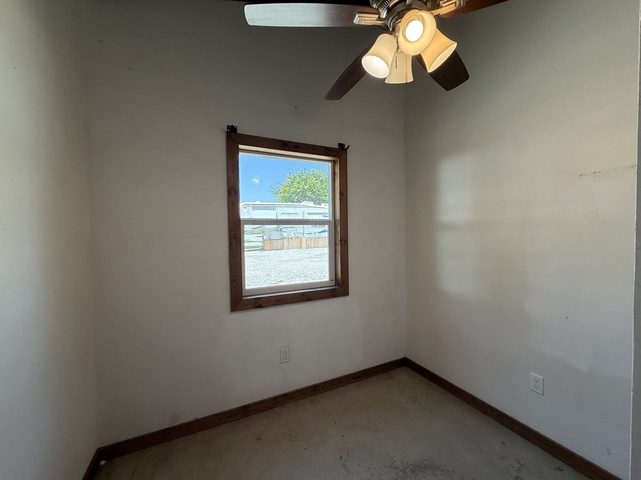 155 Fawn Cir - Photo 5 of 8