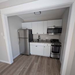 2121 Greene St #B16 - Photo 4 of 6