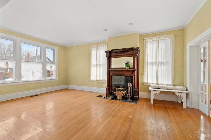 3315 Morrison Ave - Photo 5 of 33