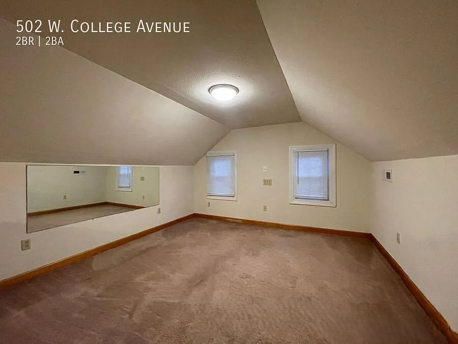 502 W College Ave - Photo 4 of 5