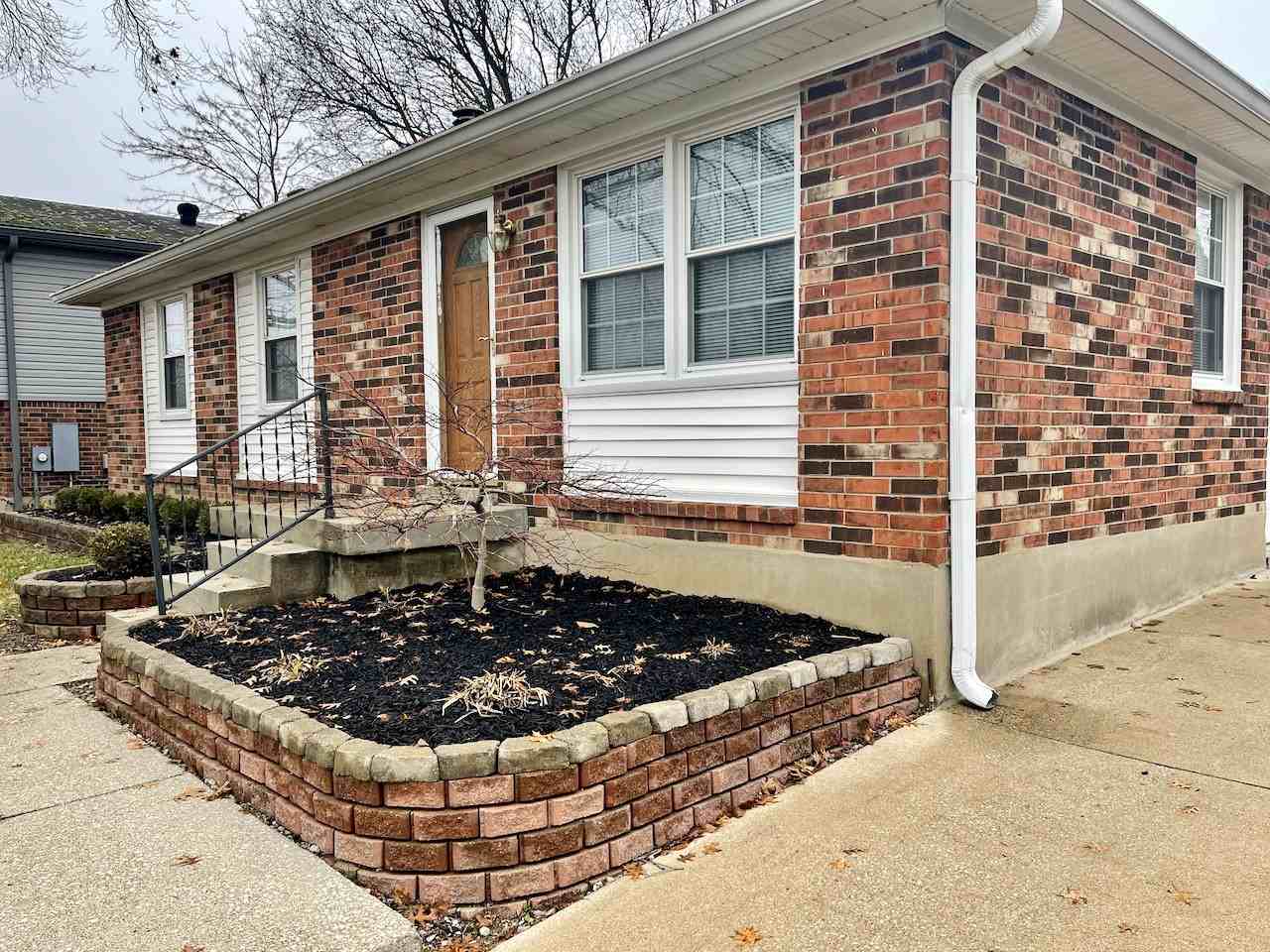9019 Brandywyne Dr - Photo 3 of 23