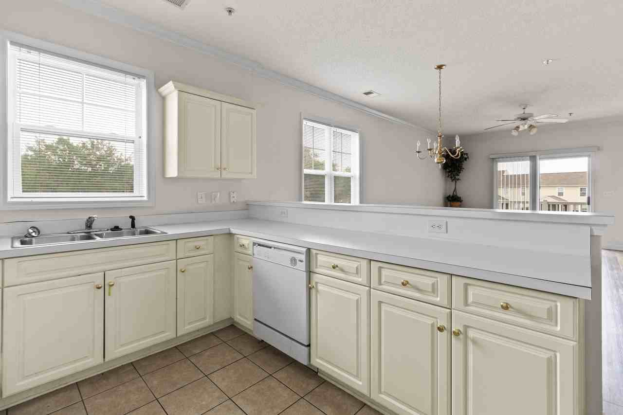804 Crumpet Ct - Photo 5 of 23