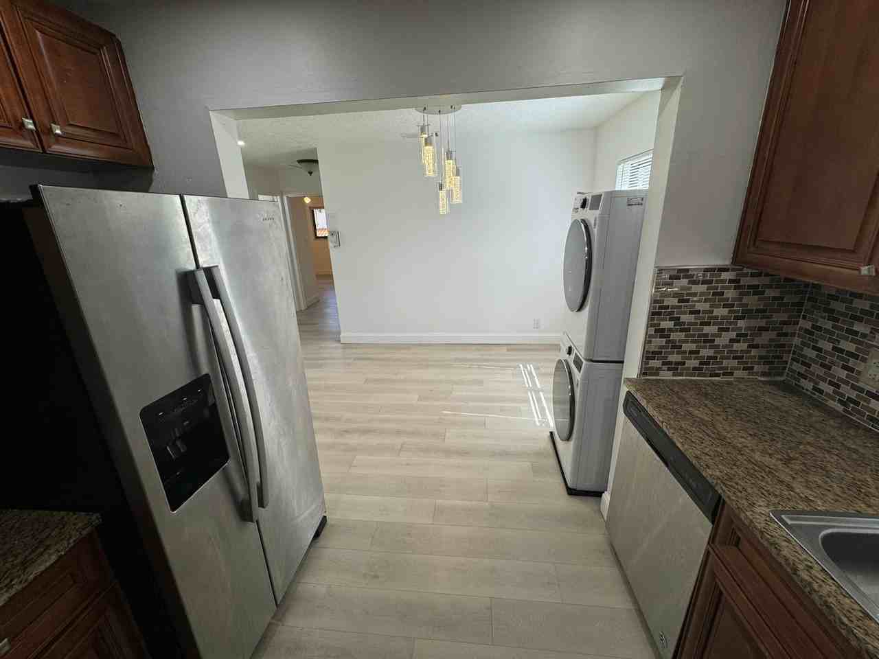 11660 Nw 45th St - Photo 3 of 10